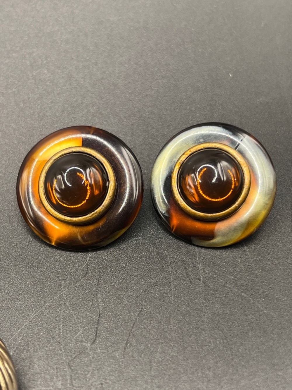 Vintage Brown and Black Swirl Round Clip Earrings